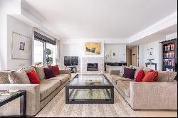 Duplex Penthouse for sale in Málaga, Marbella, Los Monteros Hill, Marbella 29603