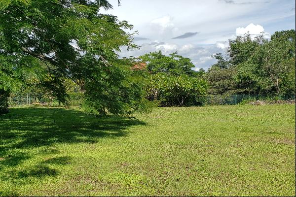Residential Lot in Golf & Polo Community