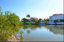 3055 - Cancún Zona Hotelera, Isla Dorada, Cancun 77500