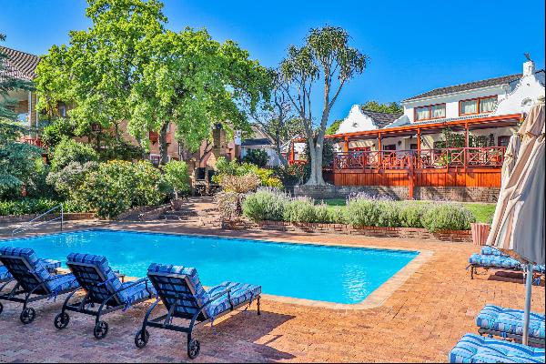 Established guest house at the heart of Somerset West