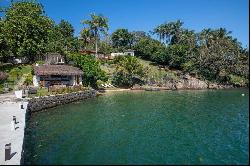 House with privileged view on Ilha da Caieira