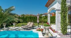 Luxury villa in a gated complex in Sunny Beach for sale