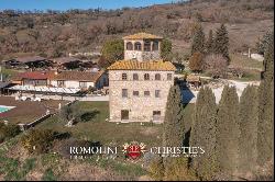 Umbria - RESTORED COUNTRY HOUSE FOR SALE JUST ONE HOUR FROM ROME