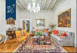 Luxury penthouse for sale in the centre of Rome, a stone's throw from the Vatican and Cast