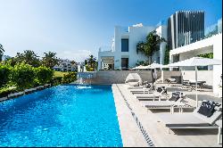 Outstanding Modern Villa in Nueva Andalucía, Marbella