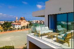 Modern Key Ready Penthouse in the Heart of Pafos