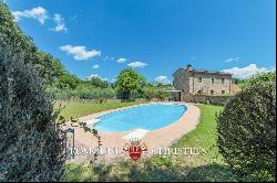 Tuscany - PERIOD VILLA WITH POOL AND GUESTHOUSE FOR SALE IN AREZZO
