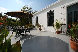 EXCEPTIONAL ARTIST RESIDENCE IN THE MOST DESIRABLE LOCATION OF MERIDA