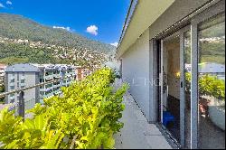 Duplex-penthouse with 360 degree view in central location overlooking Lake Maggiore for s