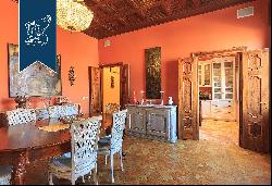Estate of great historical value for sale a few steps away from the Grand Canal and the Fo