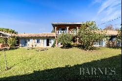 URRUGNE, BEAUTIFUL HOUSE LOCATED IN A PEACEFUL AREA WITH MOUNTAINS VIEW