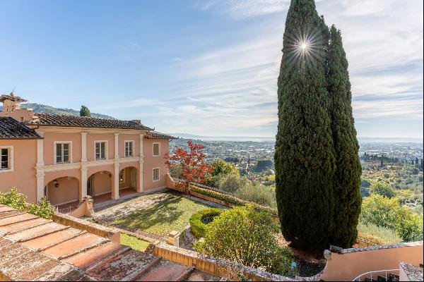 Historic Villa with Chapel on the hills of Pescia