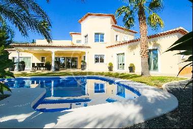 Villa for sale in Alicante, Benissa, Fanadix, Benissa 03720