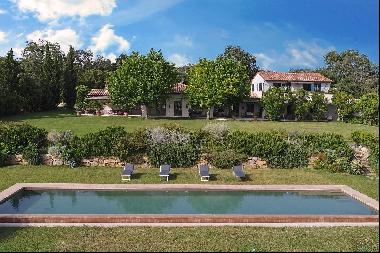 Villa Sunshade - stylish villa with beautiful views of the Tuscan hills and sea