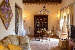 A Gorgeous estate nestled between Tuscany, Umbria, and Lazio