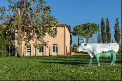 Podere Elisabetta - resplendent estate in the Maremma countryside