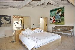 A majestic villa in the heart of Chianti
