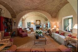 Villa Ashley - charming Tuscan villa in the heart of Montalcino