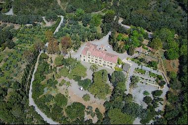 Villa Nemo, Tuscan getaway beside the turquoise Tyrrhenian sea