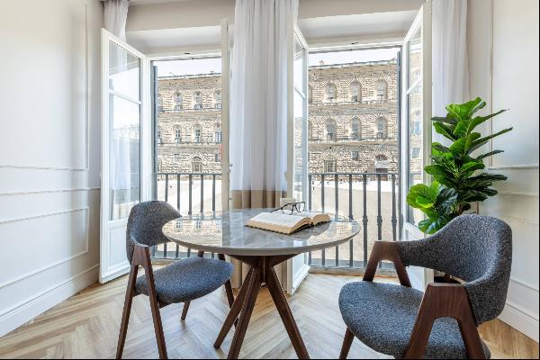 Delightful luxury apartment with Pitti Palace view