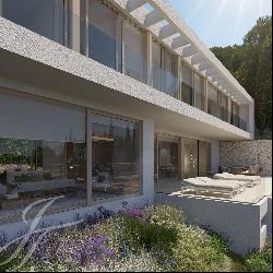 Exclusive designer villa under construction with fantastic panoramic views down to the sea