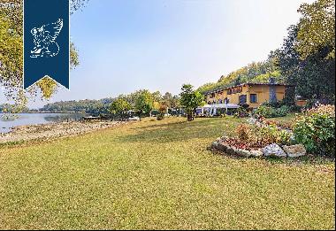 Charming estate in an exclusive lake-front posiotion on the shores of Lake Candia