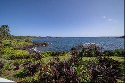 Oceanfront Hana  Bay Residence