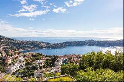 VILLEFRANCHE-SUR-MER - 2 BEDROOMS APARTMENT WITH A VERY NICE SEA VIEW