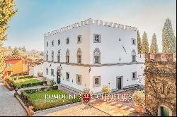 Tuscany - ESTATE WITH HISTORICAL VILLA AND VINEYARDS FOR SALE BETWEEN FLORENCE AND PISA