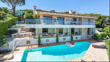 Modern Villa on Cap Ferrat