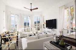 Superb apartment/Villa with sea view