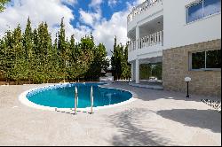 Four Bedroom Renovated Villa with a Private Pool in Peyia, Pafos