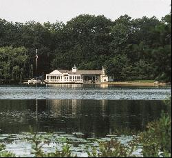 The Boathouse at Turtle Lake