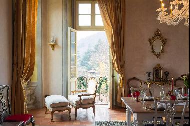 Apartment in noble palace in the heart of Franciacorta