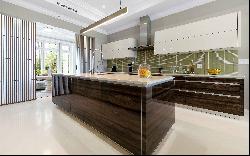 Stunning New Designer 4 Bedroom Home in Ocean Club - MLS 52903