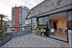 Duplex penthouse overlooking Lagoa Rodrigo de Freitas and the Cristo Redentor mo