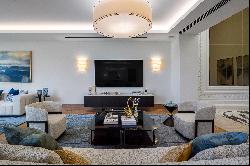 Ultra Luxury Royal Villa in Five-Star Palm Jumeirah Resort