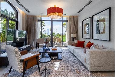 Exclusive Royal Villa in Luxury Palm Jumeirah Beachfront Resort