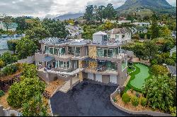 Designer mansion with incredible views