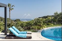 Mougins - Beautiful 6-bedroom villa with sea view