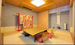 Asahiyama Modernist Home