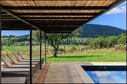 Villa Serena - Beautiful property surrounded by greenery