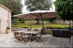 Charming Provençal property