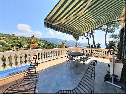 Splendid indipendent Villa with 1,200sqm of outdoor spaces in Rapallo