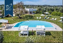 Wonderful farm surrounded by Puglia's nature for sale