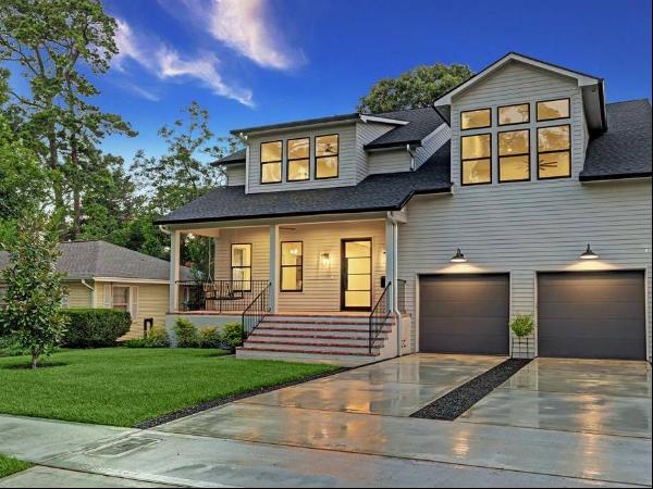 Exceptional New Construction in Sought-After Oak Forest