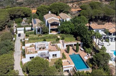 Villa for sale in Cádiz, San Roque, La Reserva, San Roque 11360
