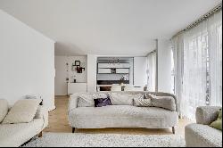Exelmans- Rue de Civry-Rue de Varize. Beautiful family apartment for sale