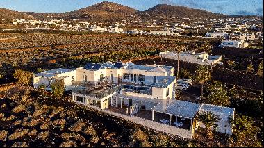 Villa In Tías With Unbeatable Views Over Fuerteventura Island