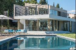 Saint-Tropez - Stunning contemporary villa